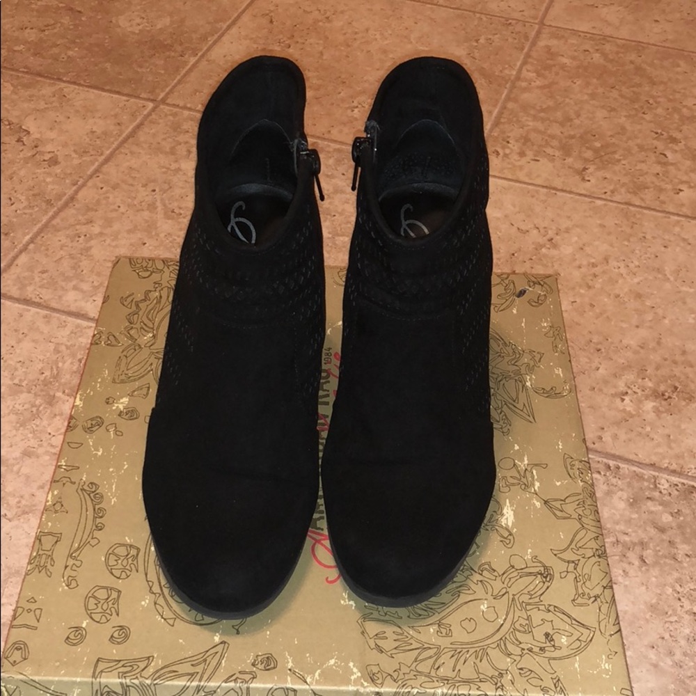 American Rag Aariane Black bootie